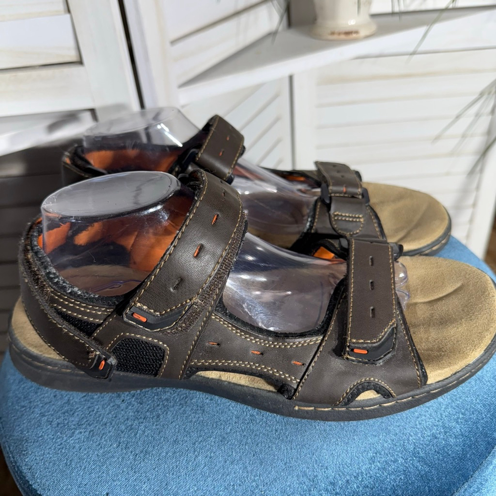 Men's Croft & Barrow CB brown hook & loop closure leather beach sandals sz 12